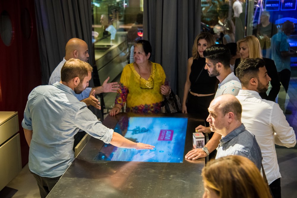 Kisense countertop touchscreen